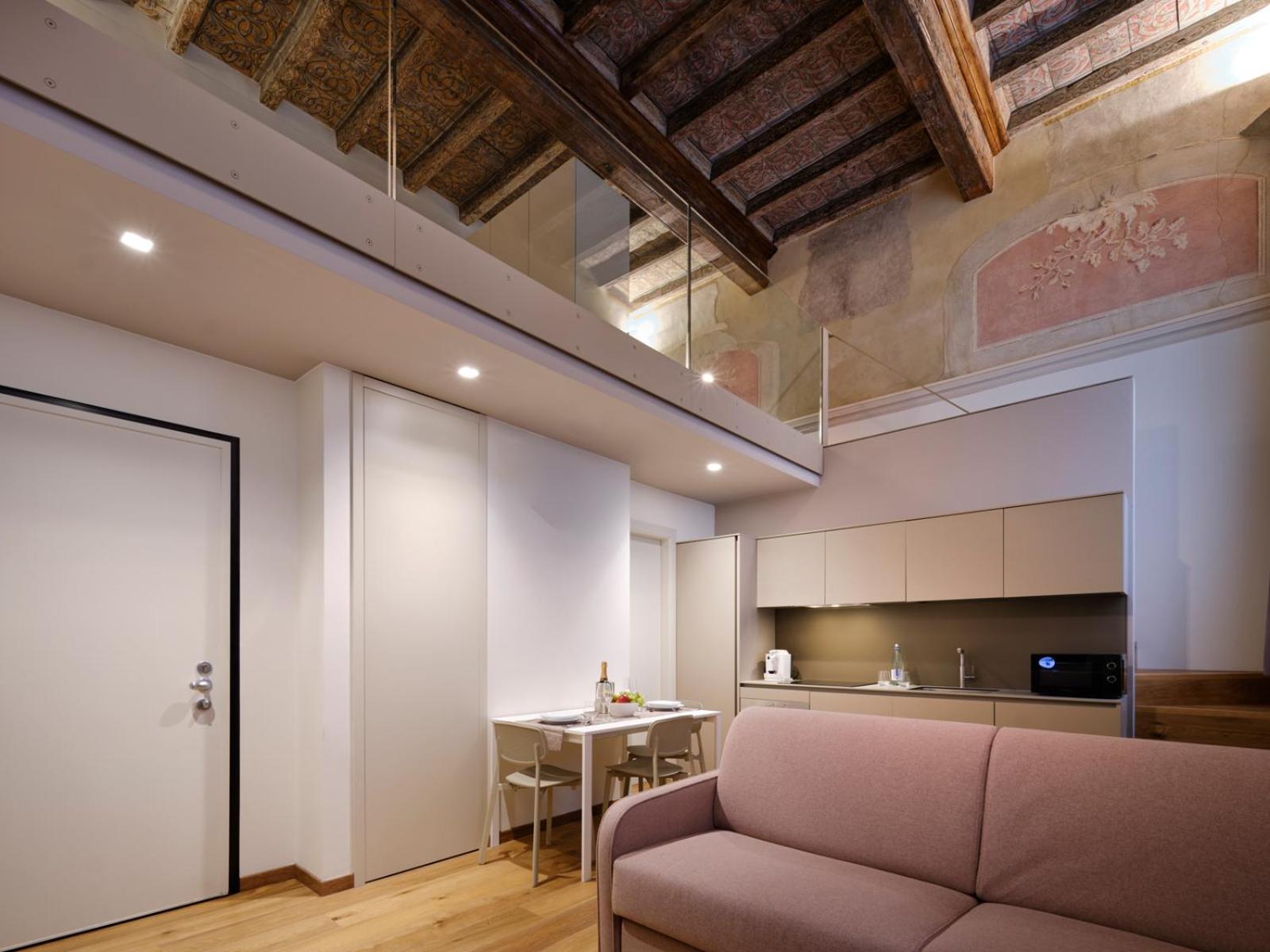 Palazzo Del Carretto-art And Turín